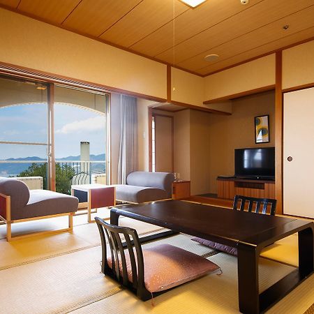Plaza Awajishima Hotel Minamiawaji Exterior foto