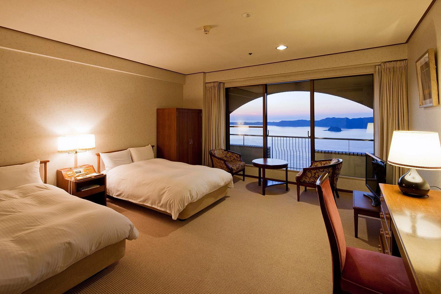 Plaza Awajishima Hotel Minamiawaji Exterior foto