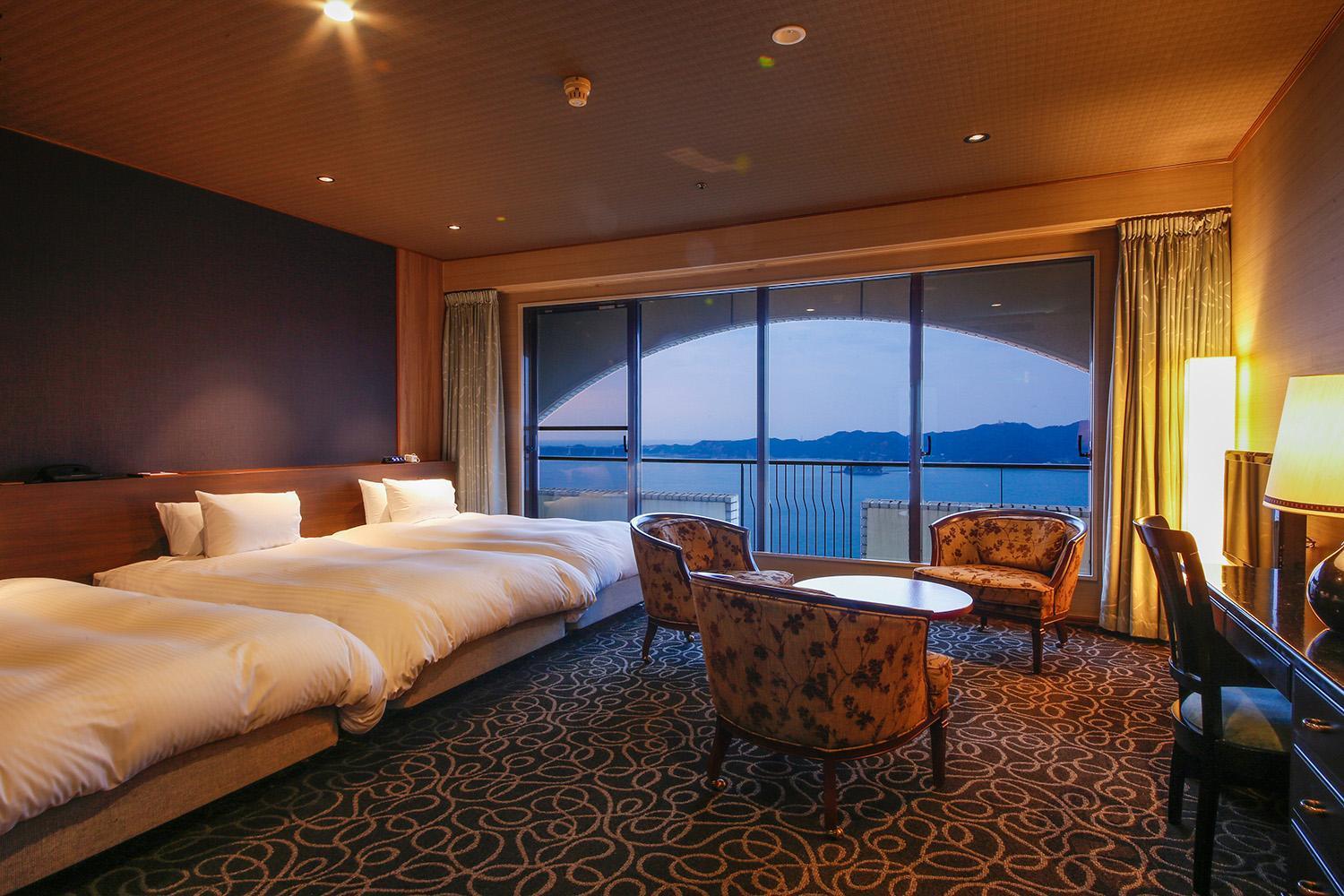 Plaza Awajishima Hotel Minamiawaji Quarto foto