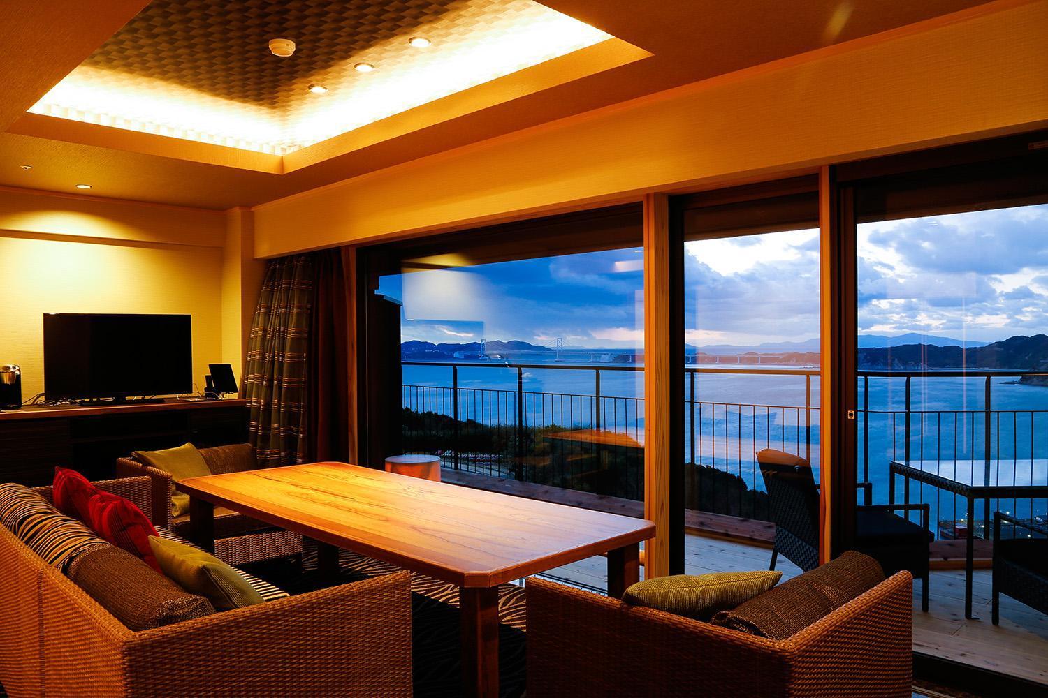 Plaza Awajishima Hotel Minamiawaji Quarto foto
