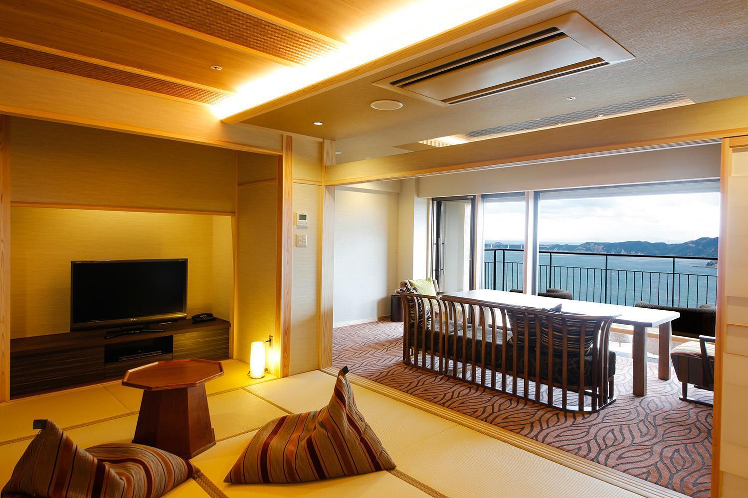Plaza Awajishima Hotel Minamiawaji Quarto foto