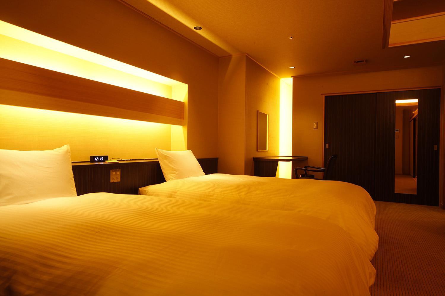 Plaza Awajishima Hotel Minamiawaji Quarto foto